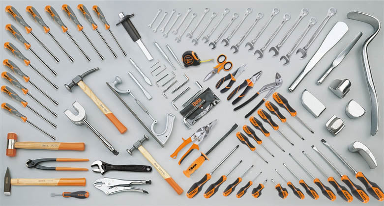 5905VG/1 - Assortment of 94 Tools for Car Body Repair Shops