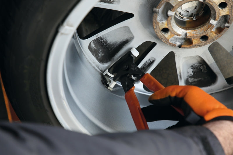 989A - Pliers for Removing Wheel Balancing Adhesive Weights